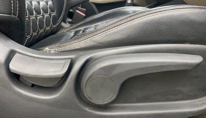 2020 Hyundai Verna SX 1.5 VTVT IVT, Petrol, Automatic, 95,956 km, Driver Side Adjustment Panel