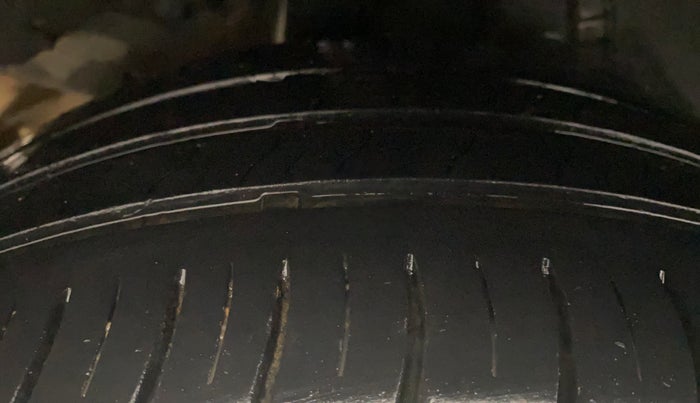 2020 Hyundai Verna SX 1.5 VTVT IVT, Petrol, Automatic, 95,956 km, Right Rear Tyre Tread