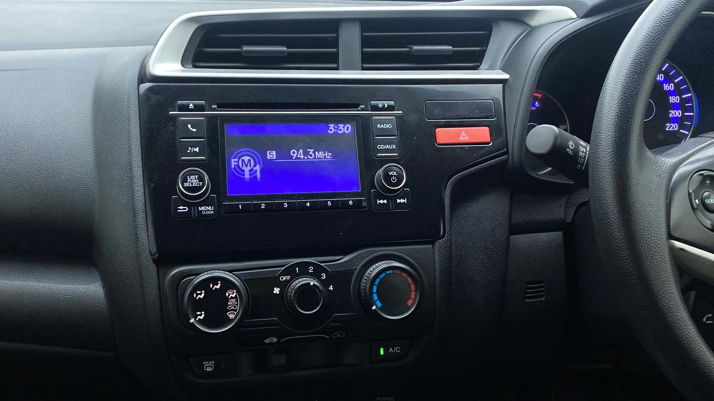 2015 Honda Jazz 1.5 SV I DTEC, Diesel, Manual, 68,958 km, Air Conditioner