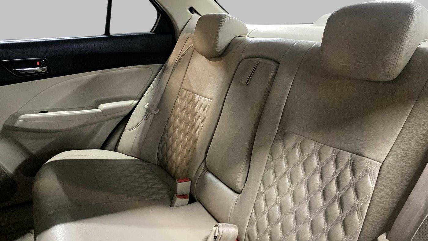 2017 Maruti Dzire ZXI, Petrol, Manual, 72,173 km, Right Side Rear Door Cabin