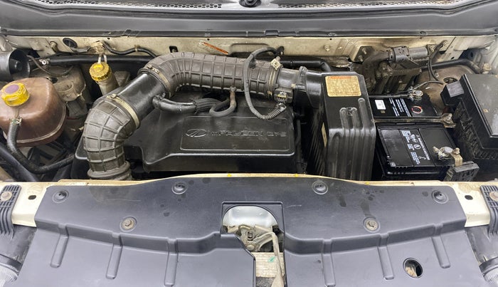 2016 Mahindra Kuv100 K6 D 5 STR, Diesel, Manual, 43,073 km, Open Bonet