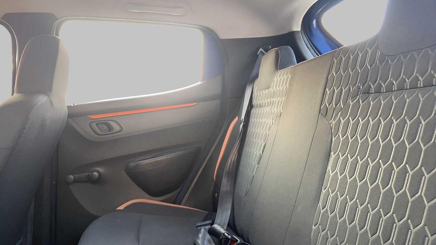 2018 Renault Kwid CLIMBER 1.0 AT, Petrol, Automatic, 20,727 km, Right Side Rear Door Cabin