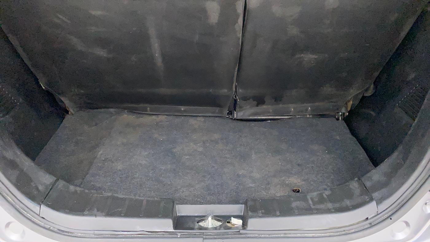 2016 Maruti Wagon R 1.0 VXI AMT, Petrol, Automatic, 85,941 km, Boot Inside
