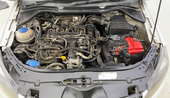 2014 Skoda Rapid 1.5 TDI CR ELEGANCE PLUS AT, Diesel, Automatic, 81,458 km, Engine View