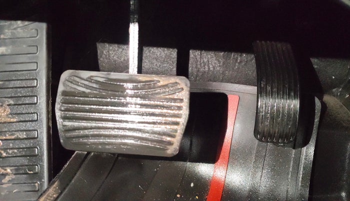 2023 Mahindra Thar LX P 2WD AT HT, Petrol, Automatic, 14,549 km, Pedals