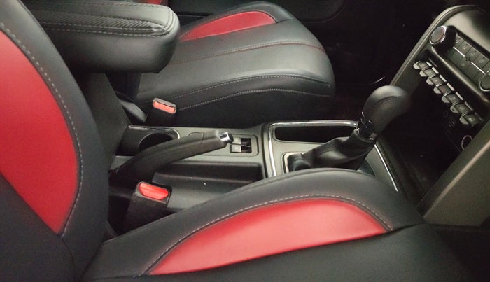 2023 Mahindra Thar LX P 2WD AT HT, Petrol, Automatic, 14,549 km, Gear Lever