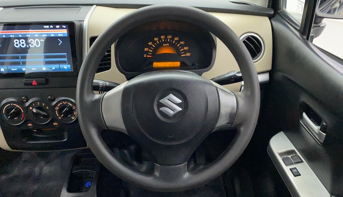 2017 Maruti Wagon R 1.0 LXI CNG, CNG, Manual, 82,703 km, Steering Wheel Close Up