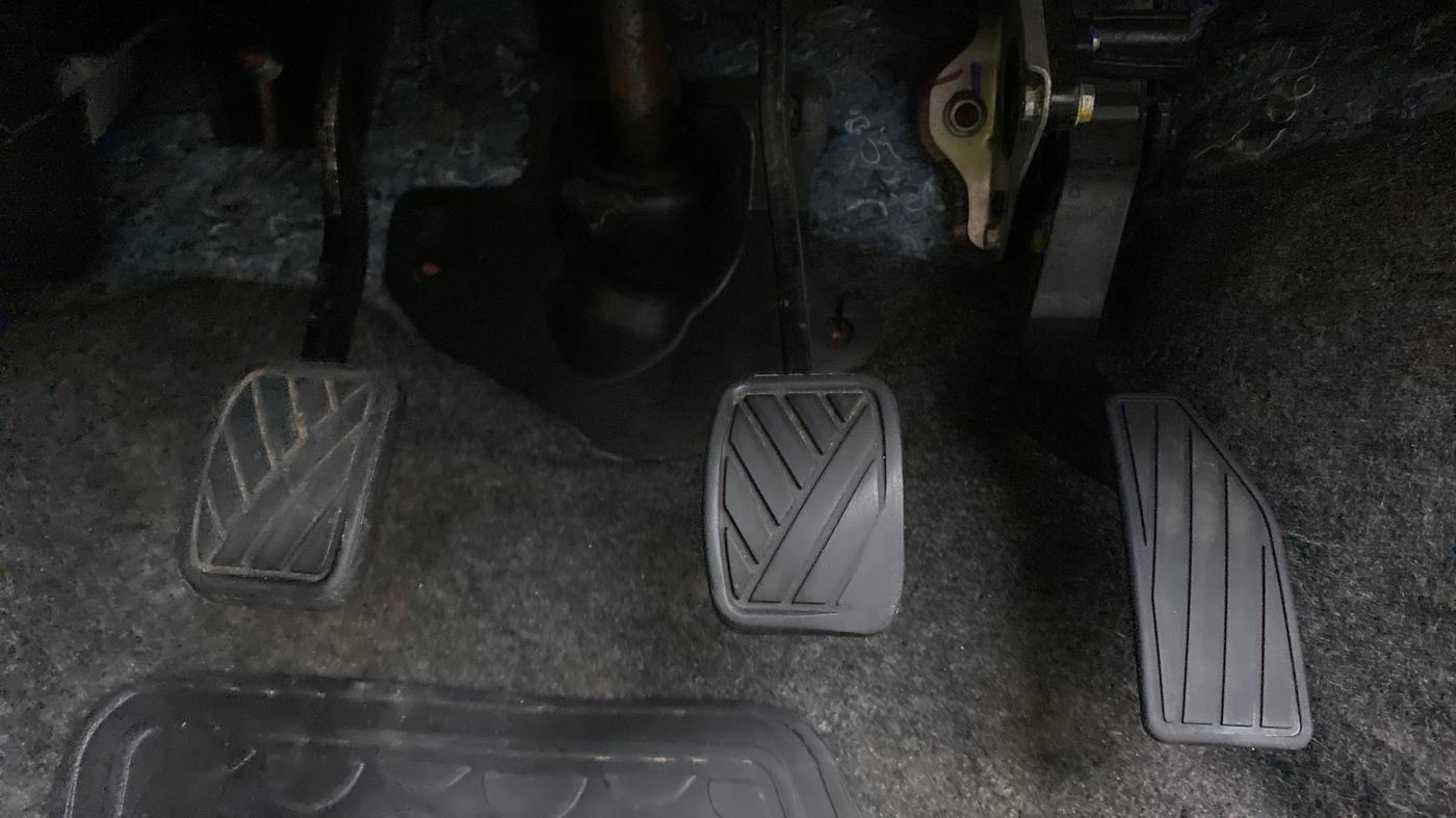 2017 Maruti Celerio VXI, Petrol, Manual, 84,543 km, Pedals