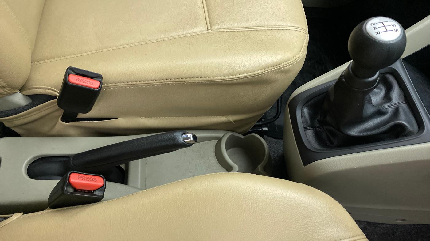 2017 Maruti Celerio VXI, Petrol, Manual, 84,543 km, Gear Lever