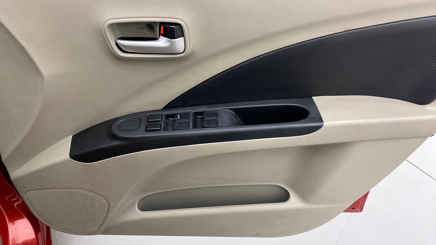 2017 Maruti Celerio VXI, Petrol, Manual, 84,543 km, Driver Side Door Panels Control