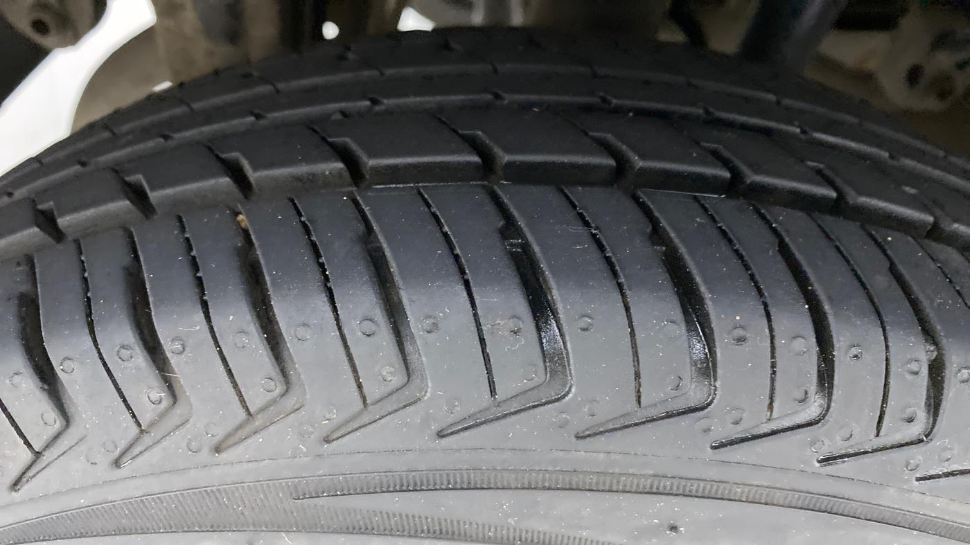 2012 Maruti Alto 800 LXI, Petrol, Manual, 43,345 km, Right Rear Tyre Tread