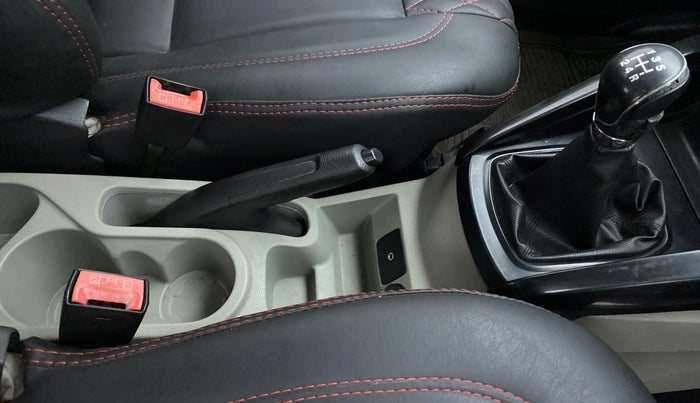 2014 Ford Ecosport 1.5 TREND TDCI, Diesel, Manual, 96,718 km, Gear Lever