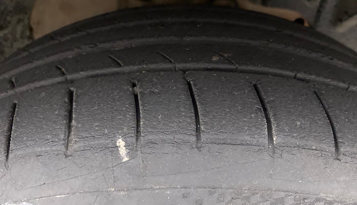 2014 Ford Ecosport 1.5 TREND TDCI, Diesel, Manual, 96,718 km, Right Front Tyre Tread