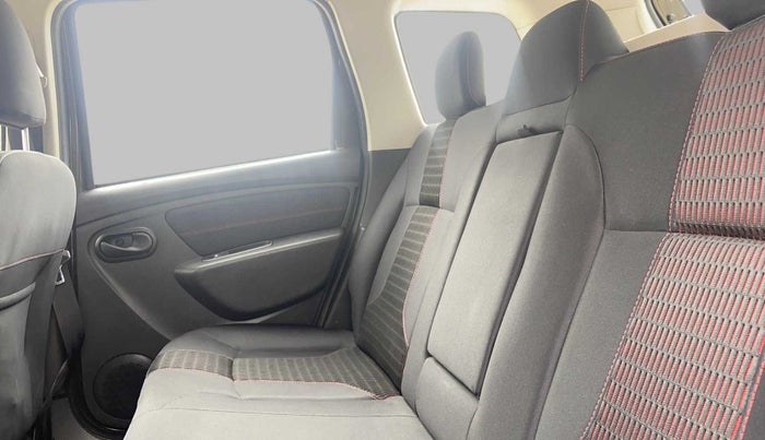 2018 Renault Duster RXS CVT 106 PS, Petrol, Automatic, 27,164 km, Right Side Rear Door Cabin