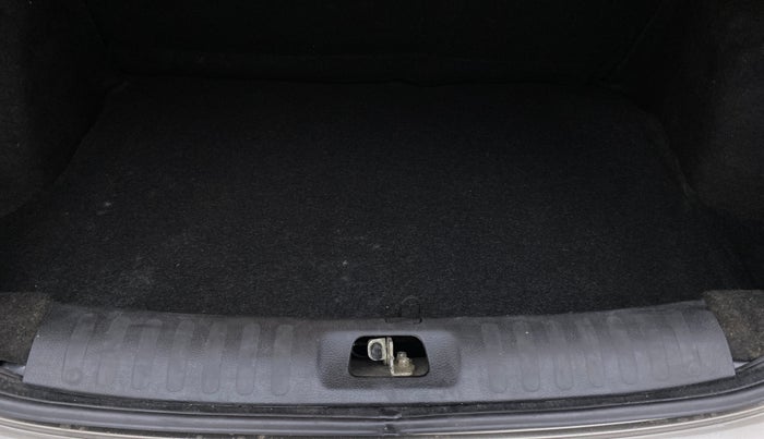 2017 Maruti Swift Dzire VXI OPT, Petrol, Manual, 38,644 km, Boot Inside