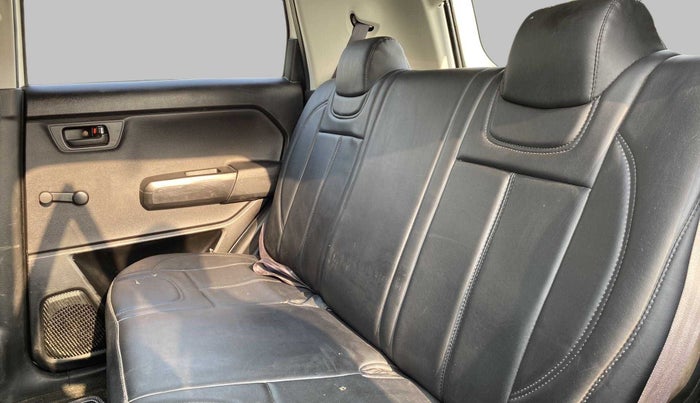 2019 Maruti New Wagon-R LXI CNG 1.0, CNG, Manual, 41,499 km, Right Side Rear Door Cabin