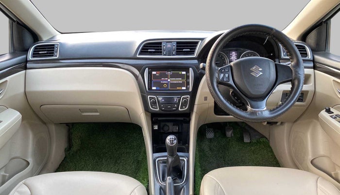 2017 Maruti Ciaz ZXI+, Petrol, Manual, 36,038 km, Dashboard