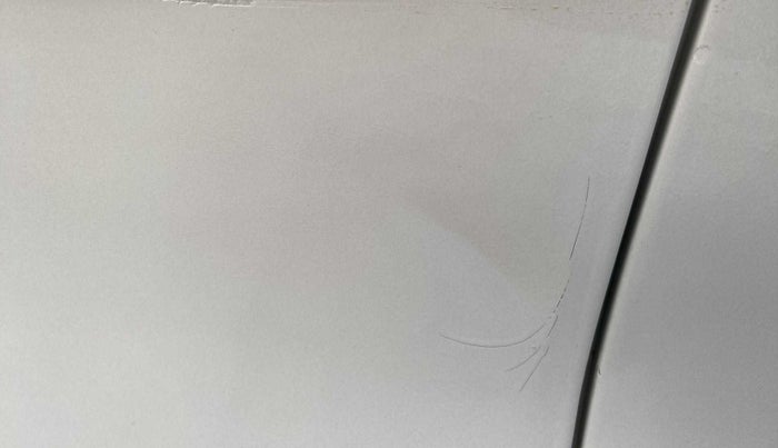 2017 Maruti Ciaz ZXI+, Petrol, Manual, 36,038 km, Front passenger door - Slightly dented