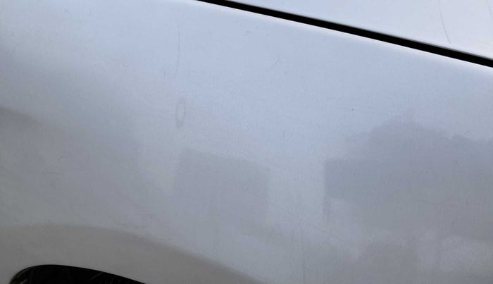 2017 Maruti Ciaz ZXI+, Petrol, Manual, 36,038 km, Right fender - Minor scratches