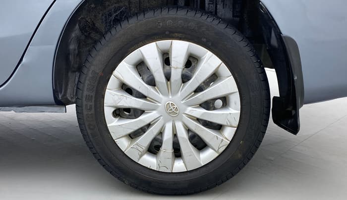 2015 Toyota Etios G, Petrol, Manual, 86,484 km, Left Rear Wheel