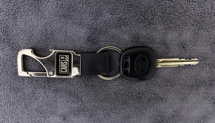 2015 Toyota Etios G, Petrol, Manual, 86,484 km, Key Close Up