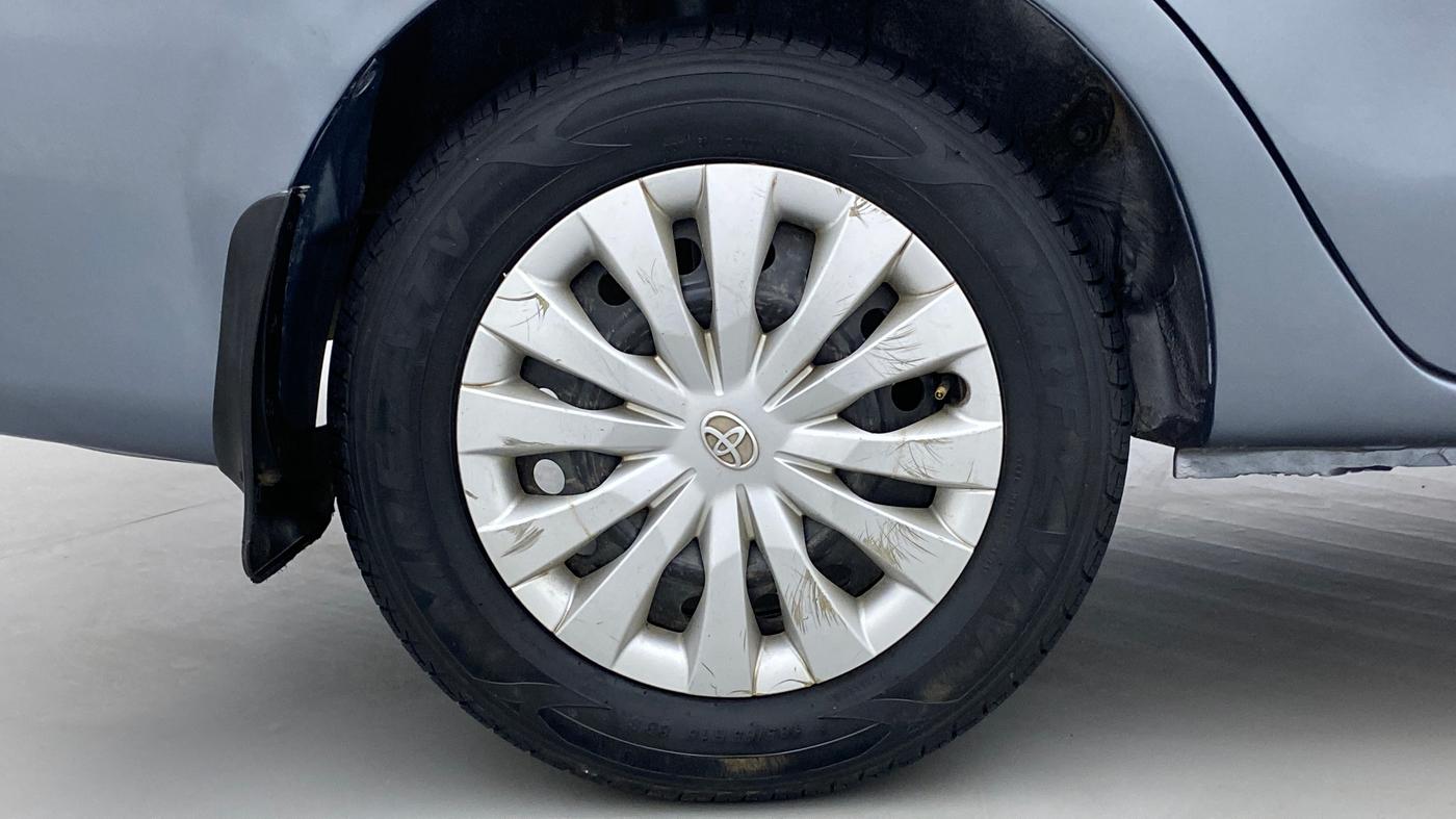 2015 Toyota Etios G, Petrol, Manual, 86,484 km, Right Rear Wheel