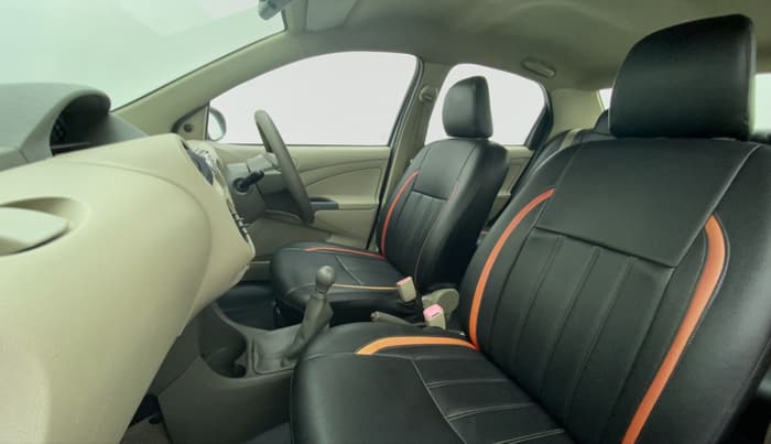 2015 Toyota Etios G, Petrol, Manual, 86,484 km, Right Side Front Door Cabin