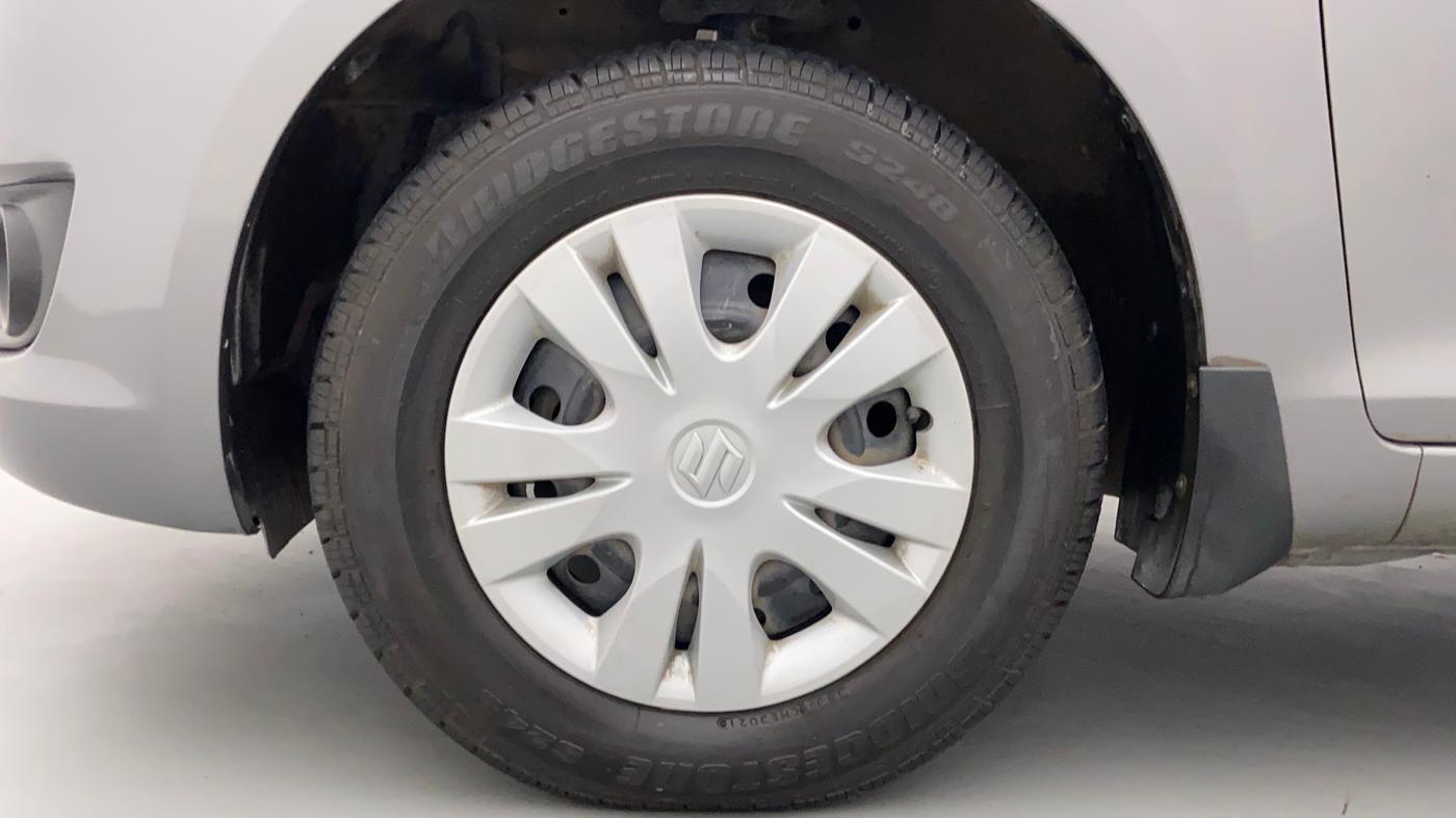 2014 Maruti Swift VXI D, Petrol, Manual, 48,495 km, Left Front Wheel