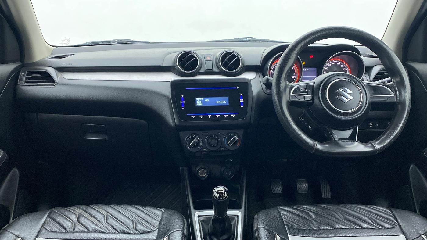 2021 Maruti Swift VXI D, Petrol, Manual, 42,298 km, Dashboard