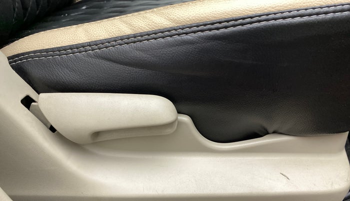 2018 Maruti Celerio ZXI, Petrol, Manual, 45,630 km, Driver Side Adjustment Panel