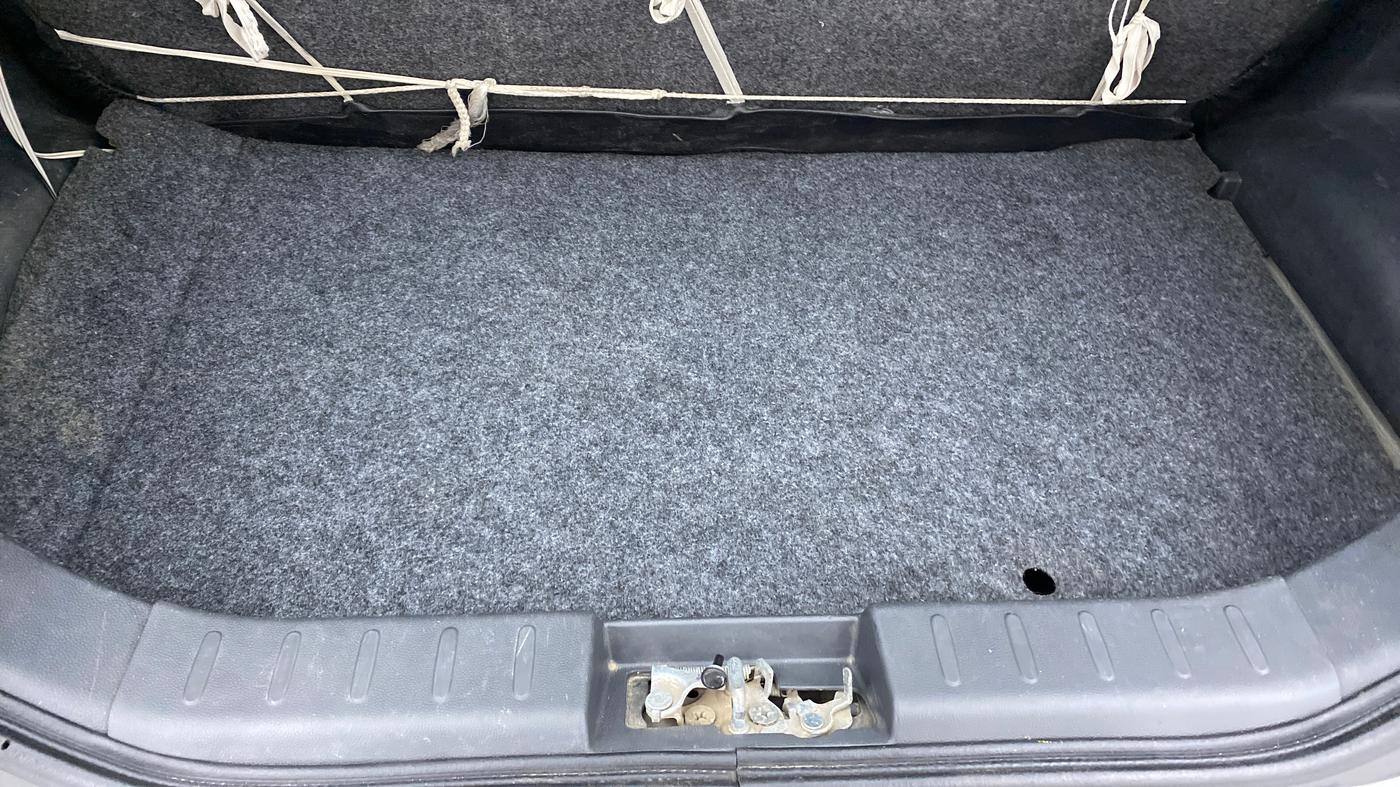 2018 Maruti Alto 800 LXI, Petrol, Manual, 57,440 km, Boot Inside