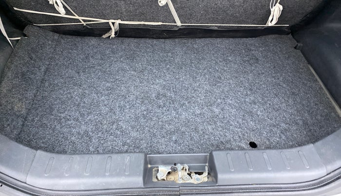 2018 Maruti Alto 800 LXI, Petrol, Manual, 57,440 km, Boot Inside