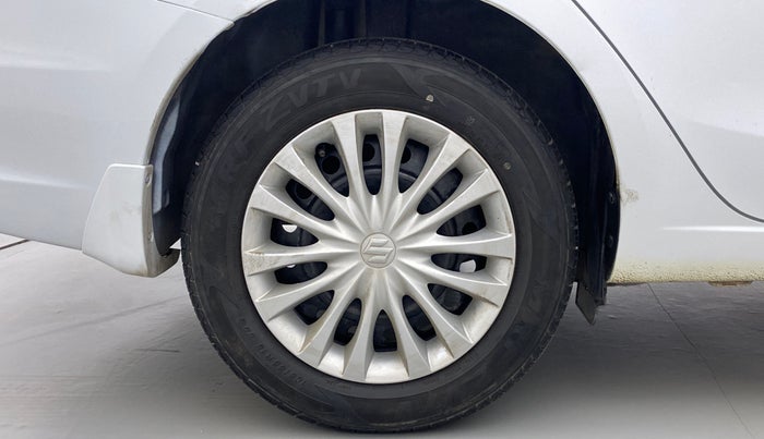 2016 Maruti Ciaz VXI PLUS, Petrol, Manual, 63,916 km, Right Rear Wheel