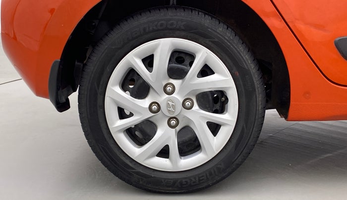2019 Hyundai Grand i10 MAGNA 1.2 KAPPA VTVT, Petrol, Manual, 21,826 km, Right Rear Wheel