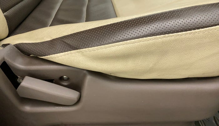 2010 Maruti Zen Estilo VXI, Petrol, Manual, 44,303 km, Driver Side Adjustment Panel