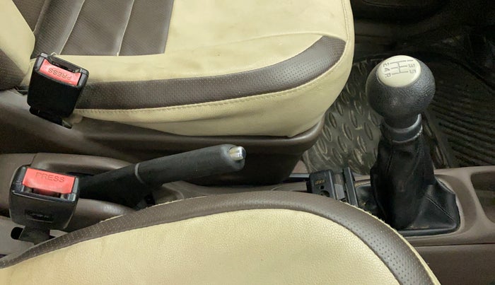 2010 Maruti Zen Estilo VXI, Petrol, Manual, 44,303 km, Gear Lever