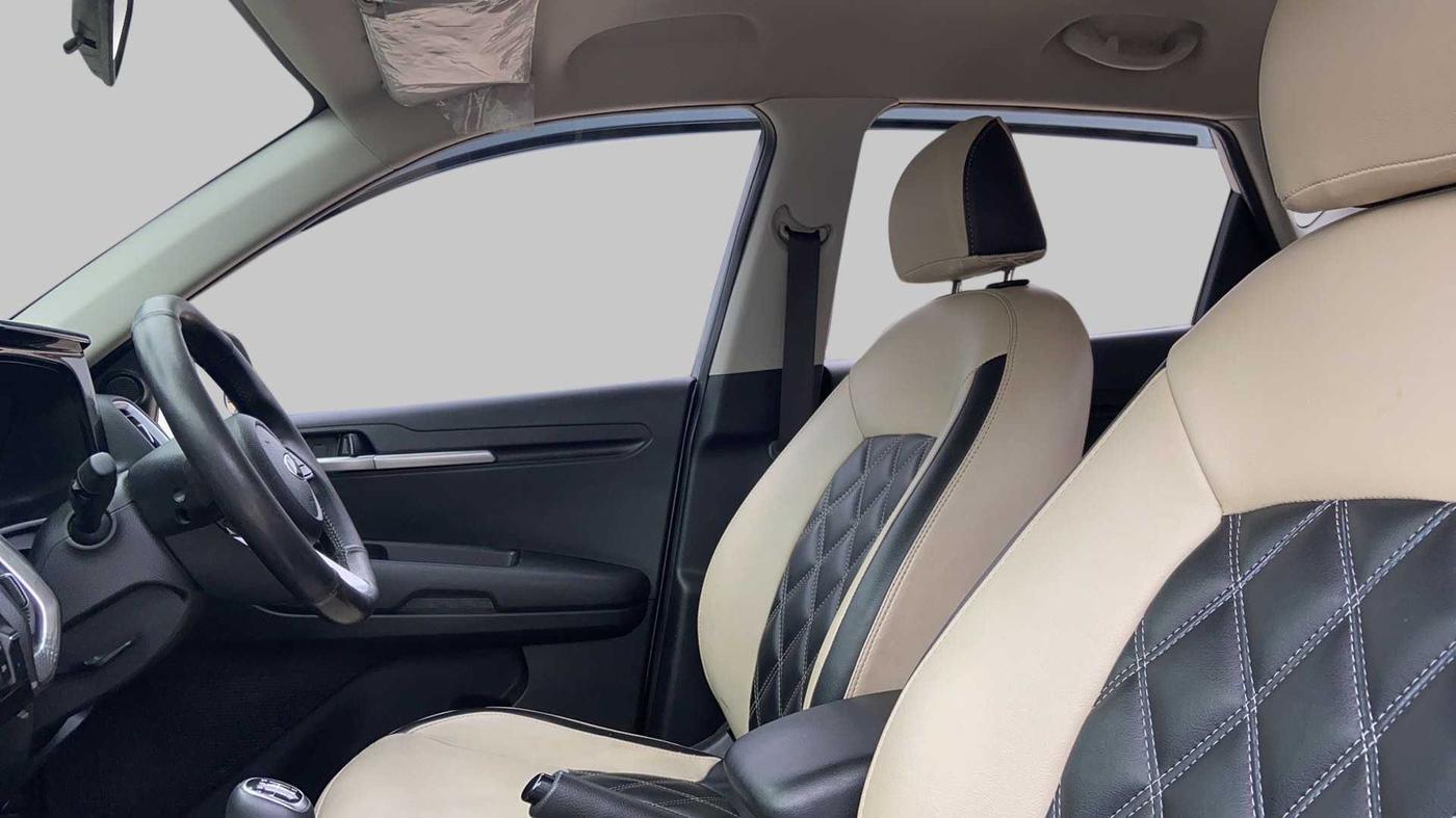 2021 KIA SONET HTK+ 1.5D MT, Diesel, Manual, 44,445 km, Right Side Front Door Cabin