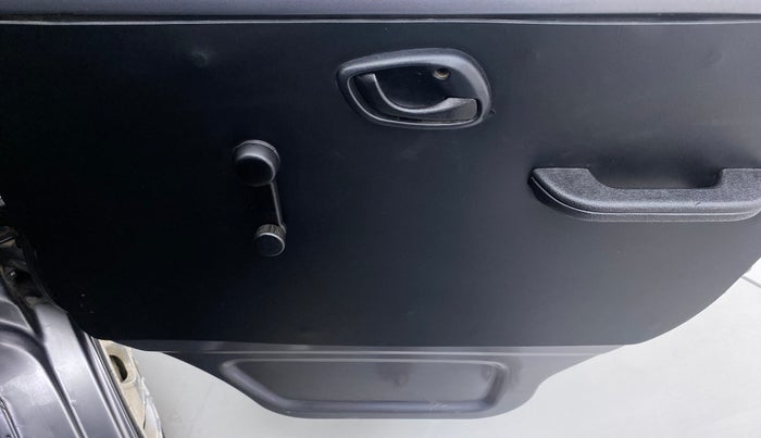 2018 Maruti Eeco 5 STR WITH AC PLUSHTR, Petrol, Manual, 53,190 km, Driver Side Door Panels Control
