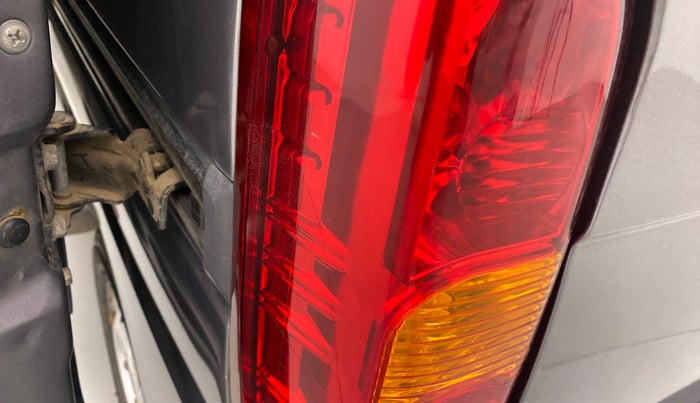 2018 Maruti Eeco 5 STR WITH AC PLUSHTR, Petrol, Manual, 53,190 km, Left tail light - Minor scratches