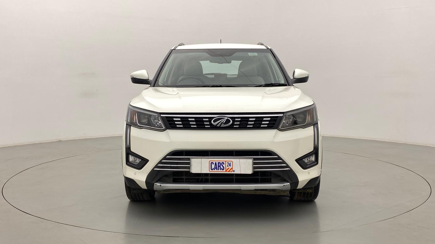 2020 Mahindra XUV300 W8 (O) DIESEL  AT, Diesel, Automatic, 27,041 km, Front