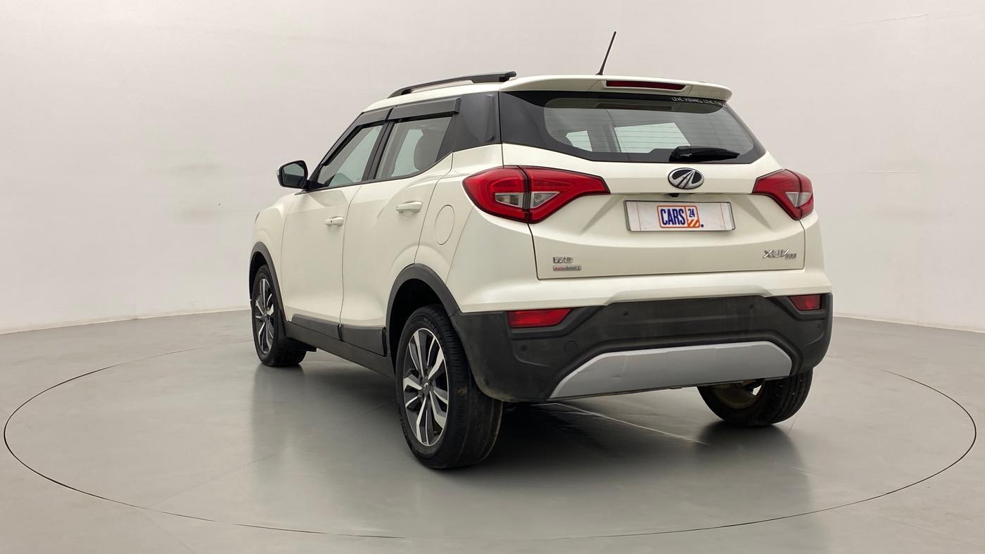 2020 Mahindra XUV300 W8 (O) DIESEL  AT, Diesel, Automatic, 27,041 km, Left Back Diagonal