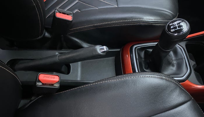 2018 Maruti IGNIS DELTA 1.2, Petrol, Manual, 21,995 km, Gear Lever