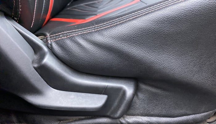 2018 Maruti IGNIS DELTA 1.2, Petrol, Manual, 21,995 km, Driver Side Adjustment Panel