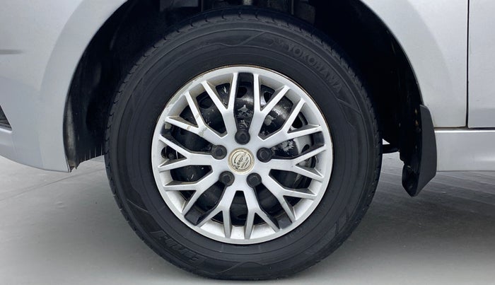 2018 Tata Tiago XE 1.2 REVOTRON, Petrol, Manual, 75,379 km, Left Front Wheel