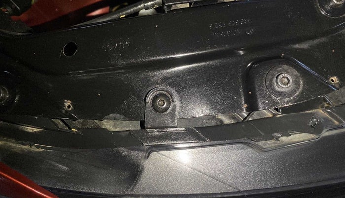 2019 Volkswagen Polo Trendline 1.0 L Petrol, Petrol, Manual, 30,464 km, Right headlight - Clamp has minor damage