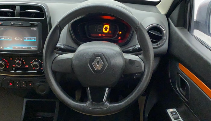 2017 Renault Kwid RXT 1.0, Petrol, Manual, 30,178 km, Steering Wheel Close Up
