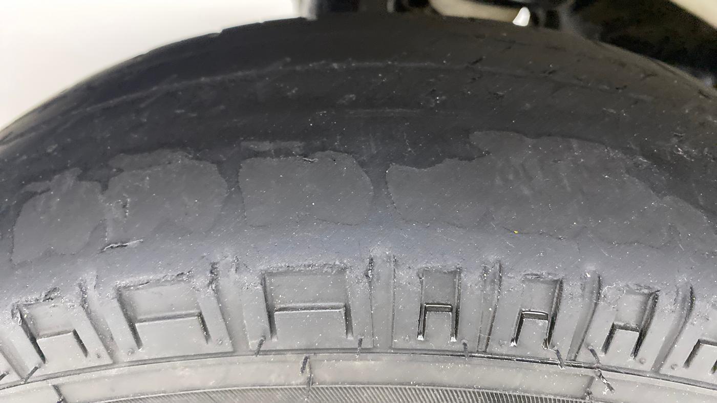 2020 Maruti Eeco 5 STR WITH A/C+HTR, Petrol, Manual, 44,431 km, Right Rear Tyre Tread