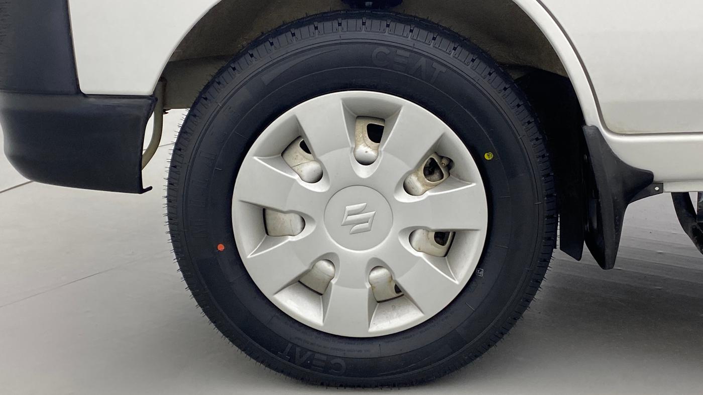 2020 Maruti Eeco 5 STR WITH A/C+HTR, Petrol, Manual, 44,431 km, Left Front Wheel