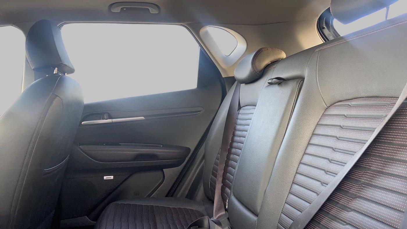 2020 KIA SONET GTX + 1.0 IMT, Petrol, Manual, 19,359 km, Right Side Rear Door Cabin