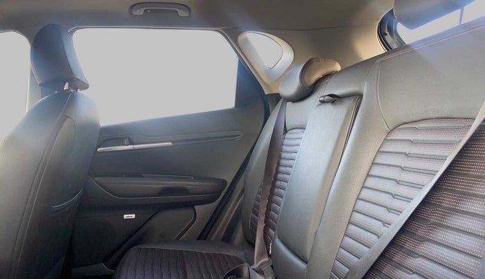 2020 KIA SONET GTX + 1.0 IMT, Petrol, Manual, 19,359 km, Right Side Rear Door Cabin